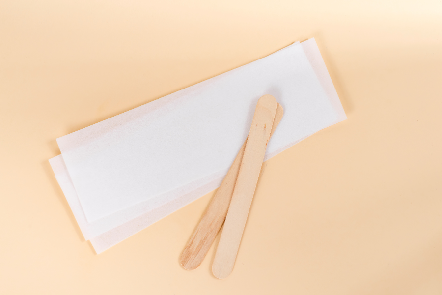 wax spatula and strips
